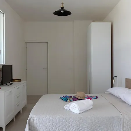 La Reimunda Villa Otranto